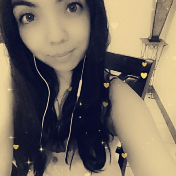 Meet your Posher, Yasmine - Picture 5 of 5